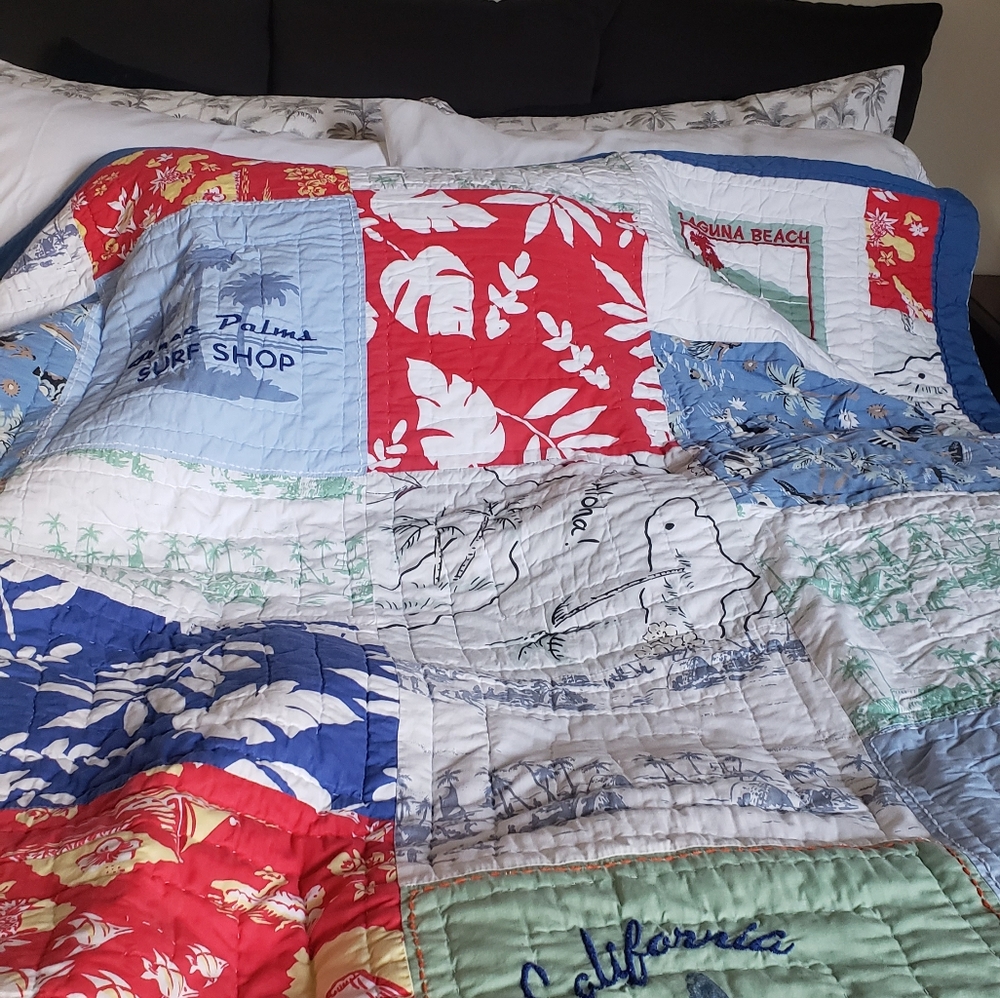 Pottery Barn. TWIN Island Patchwork Quilt - Picture 6 of 8